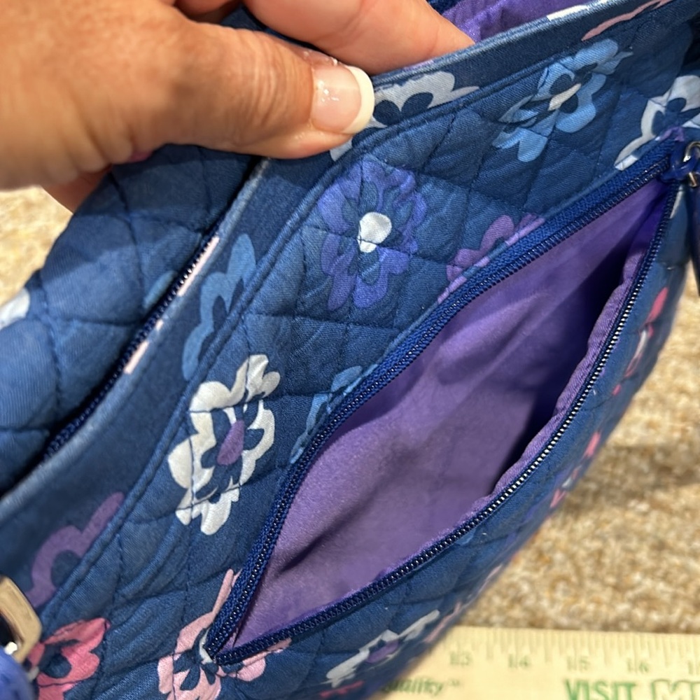 Vera Bradley Ellie Flowers multicolor Lg Crossbody w/ matching Turn Key Wallet - Picture 12 of 16